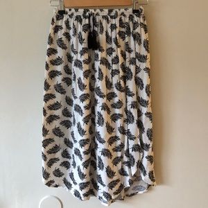 Knee Length Leaf Print Skirt